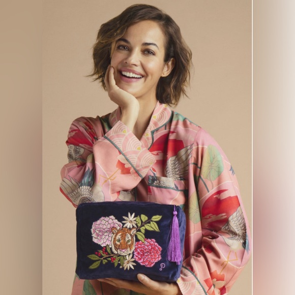 Powder Design Inc Bags Powder Design Uk Velvet Vanity Bag In Floral